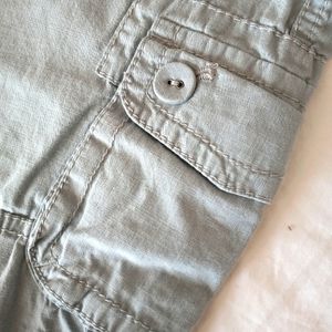 Capri Pants ..Sage Sz 6